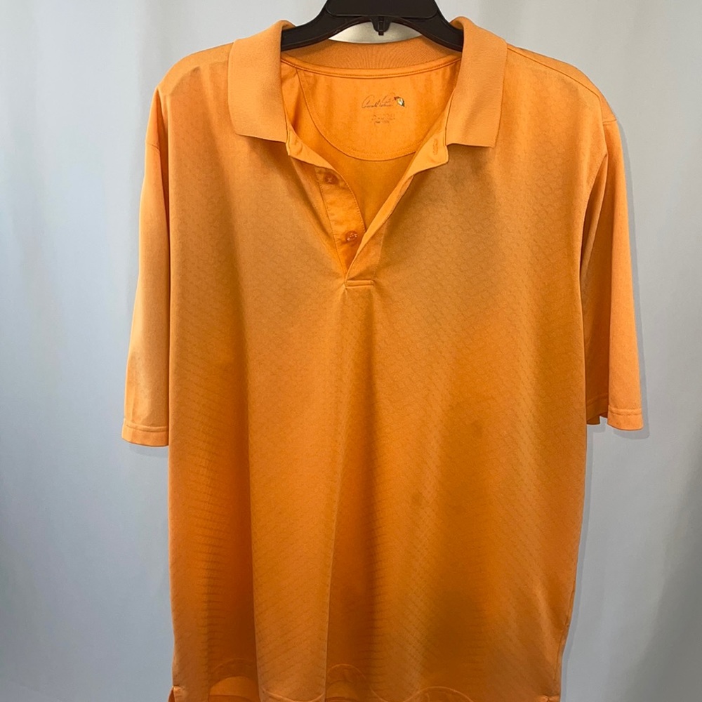 Arnold Palmer 3 button placket, short sleeve Me ‘s Golf Shirt - Large
